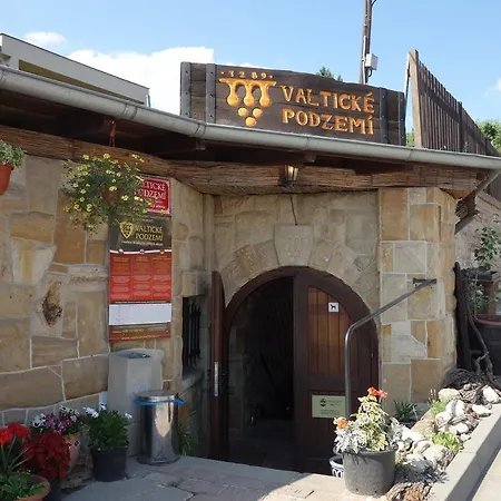 Lednicko-valtický *